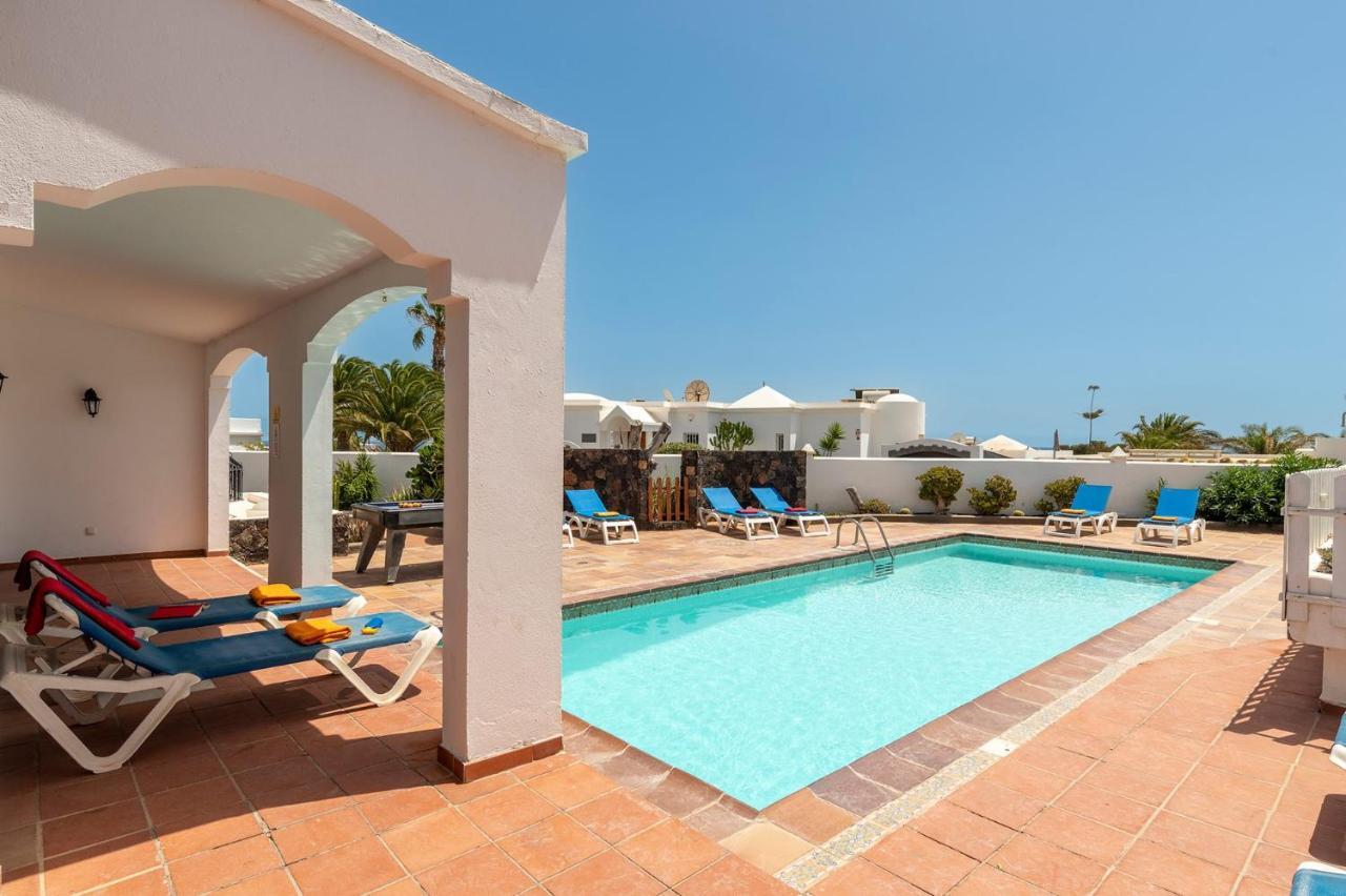 Villa Nikki By Villa Plus Puerto del Carmen  Luaran gambar