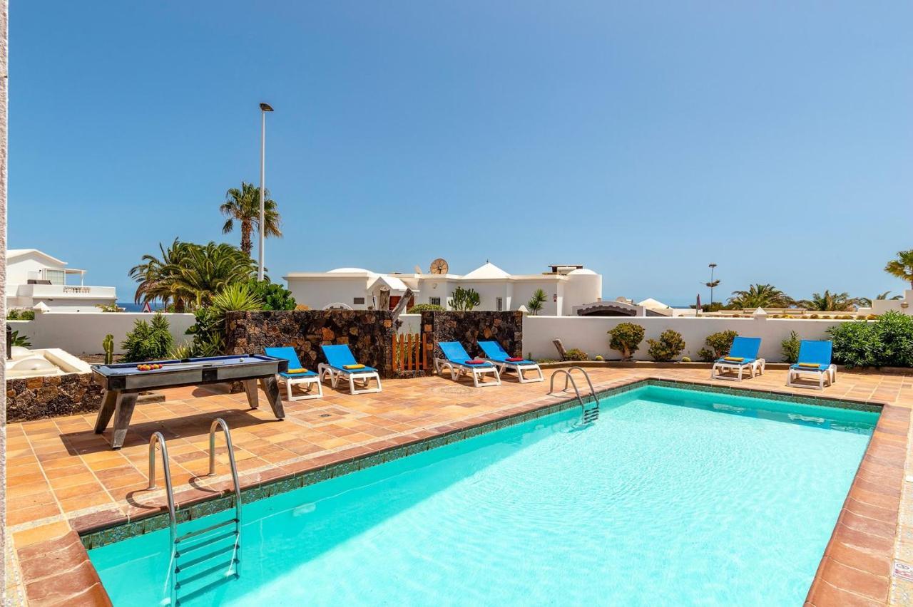 Villa Nikki By Villa Plus Puerto del Carmen  Luaran gambar
